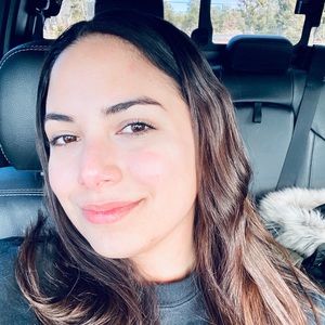 Meet your Posher, Andrea